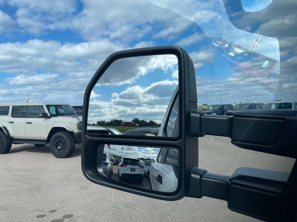 Used 2021 Ford F250 XL w/ Power Equipment Group AWD/4WD image 39