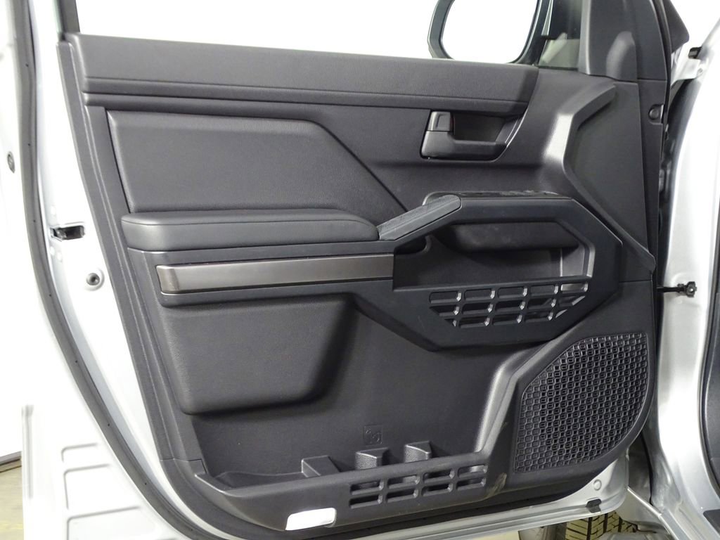 Used 2025 Toyota 4Runner SR5 image 10