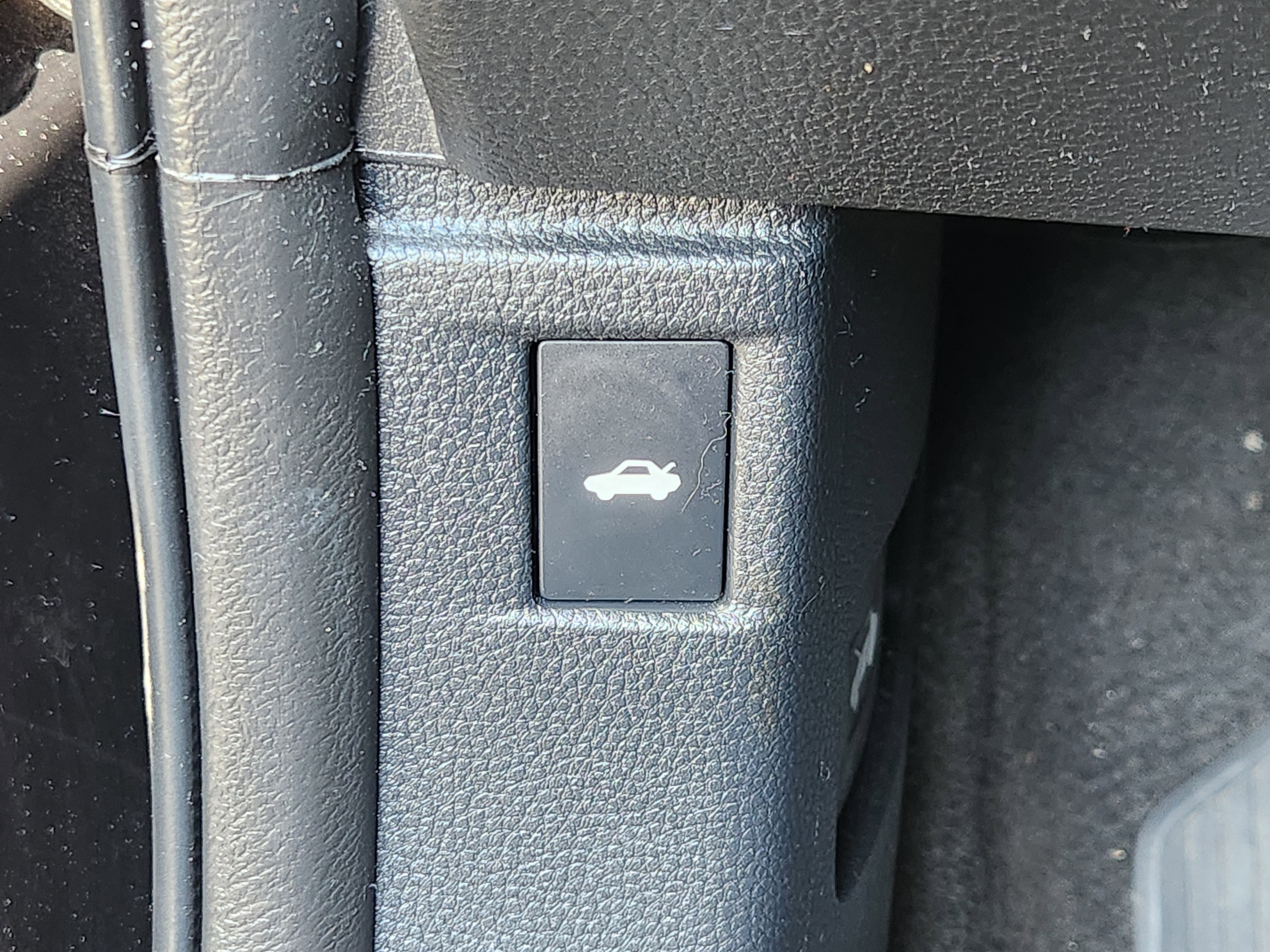 Used 2023 Honda Accord EX image 25