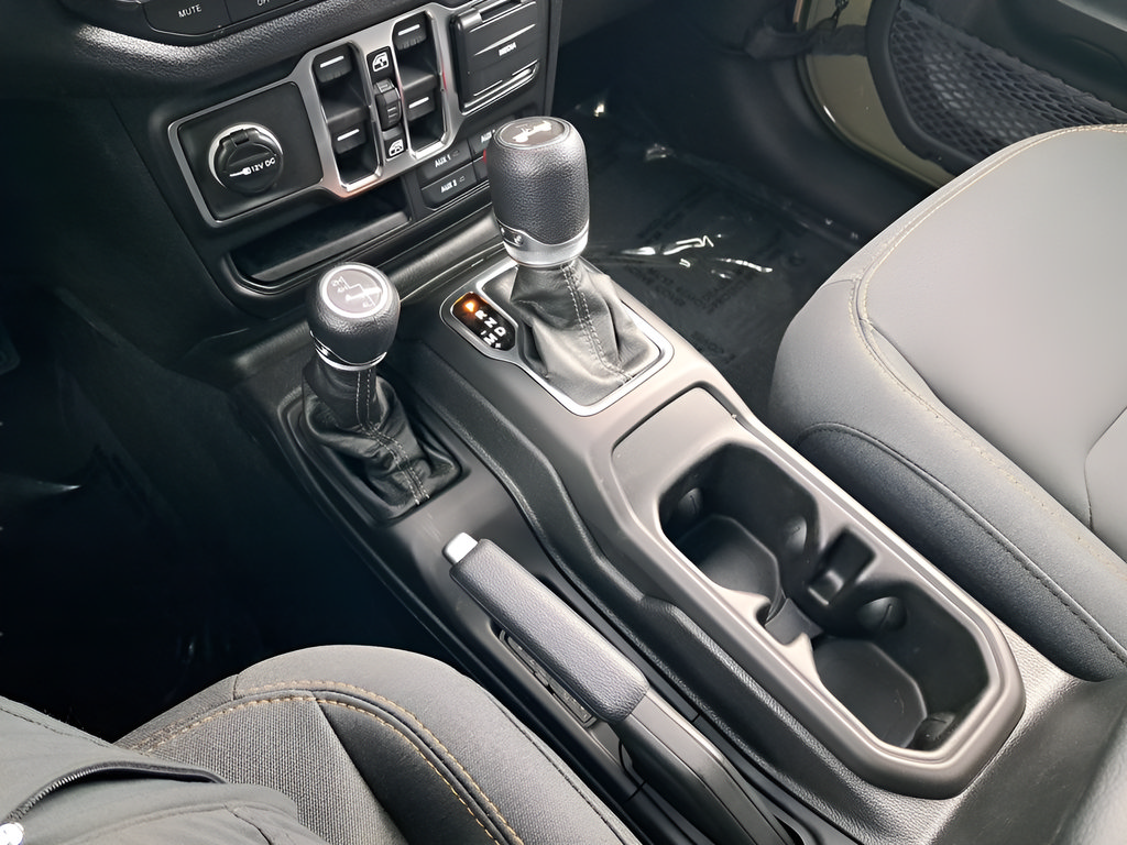 New 2026 Jeep Wrangler Unlimited Sport AWD/4WD image 27