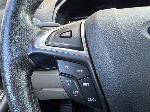 Used 2018 Ford Edge Titanium w/ Equipment Group 301A AWD/4WD image 25