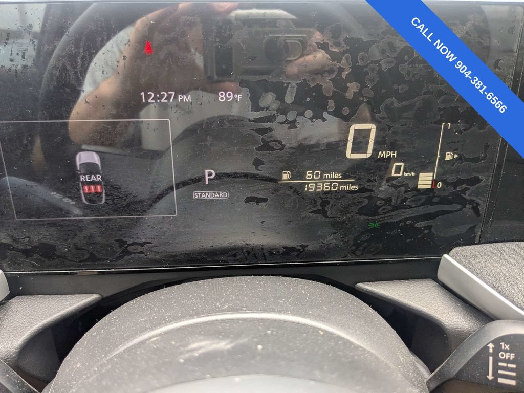 Used 2025 Nissan Kicks SV FWD image 29