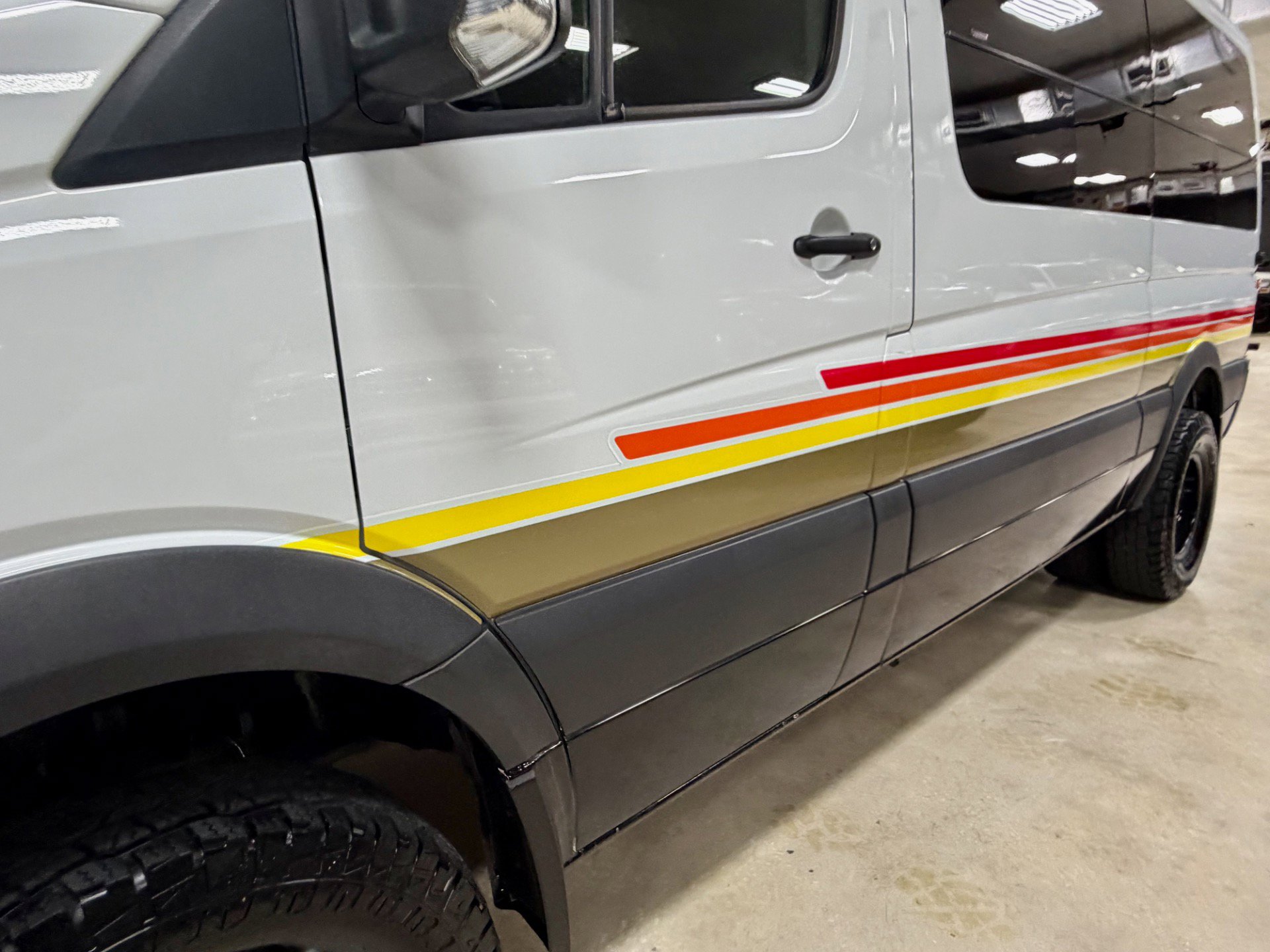 Used 2018 Mercedes-Benz Sprinter 3500 image 17