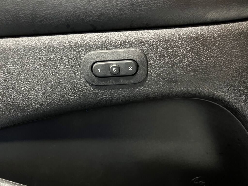 Used 2019 Dodge Durango GT image 15