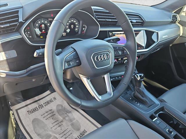 Certified 2025 Audi Q3 2.0T Premium w/ Convenience Package image 10