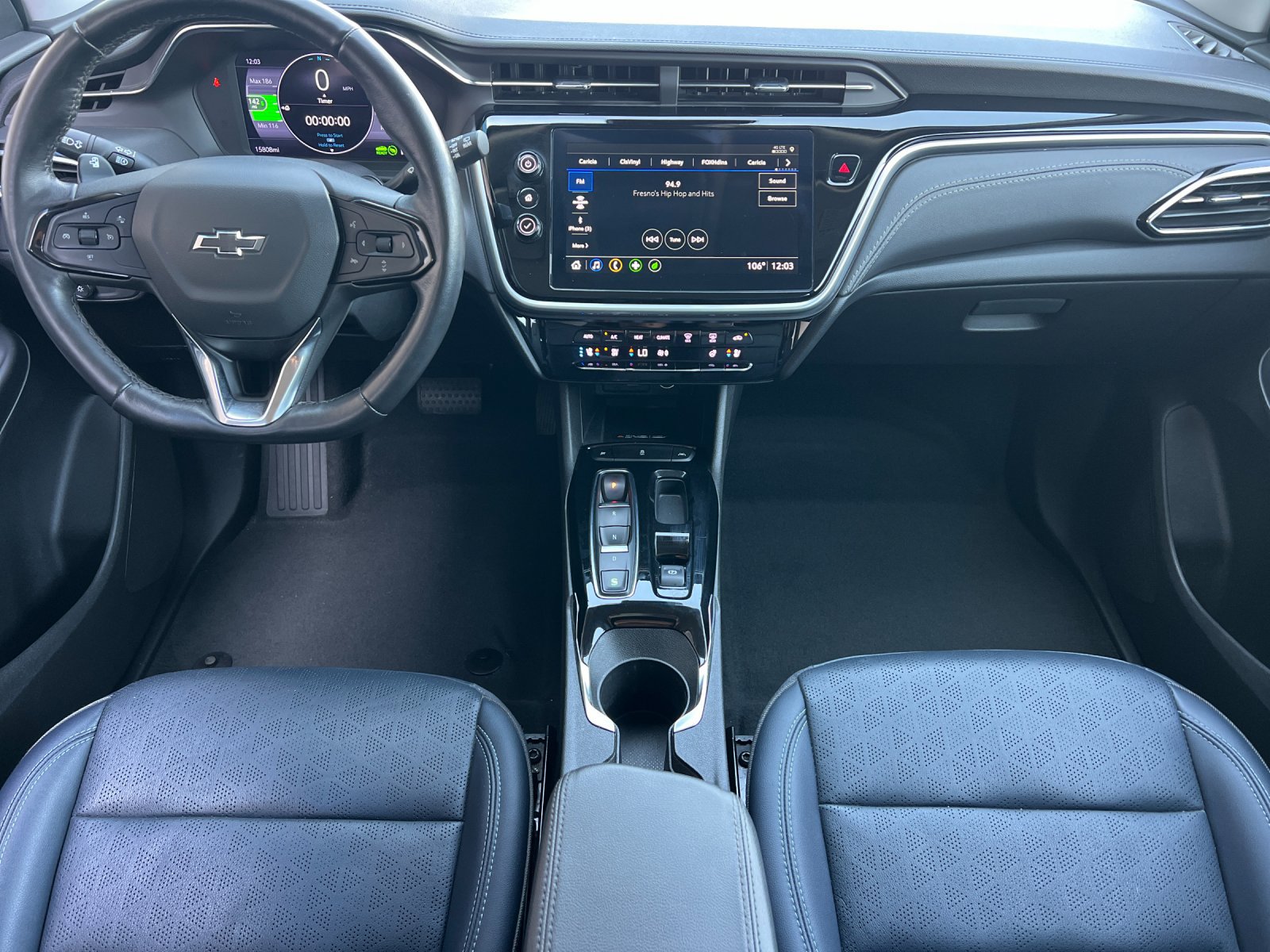 Used 2023 Chevrolet Bolt EUV LT w/ Convenience Package FWD image 13