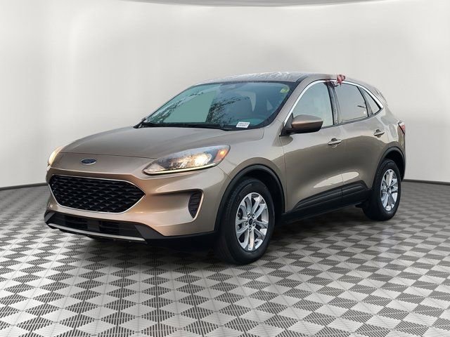 Certified 2020 Ford Escape SE image 3