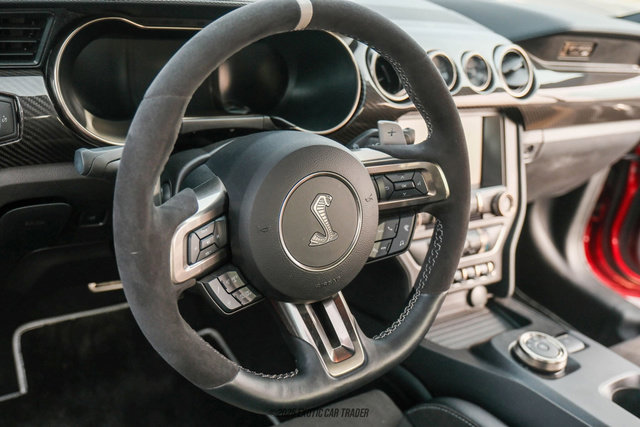 Used 2020 Ford Mustang Shelby GT500 w/ Carbon Fiber Track Pack image 38