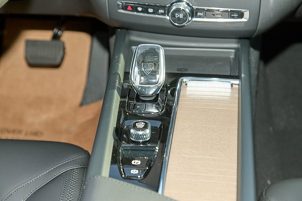 New 2026 Volvo XC60 B5 Core image 27