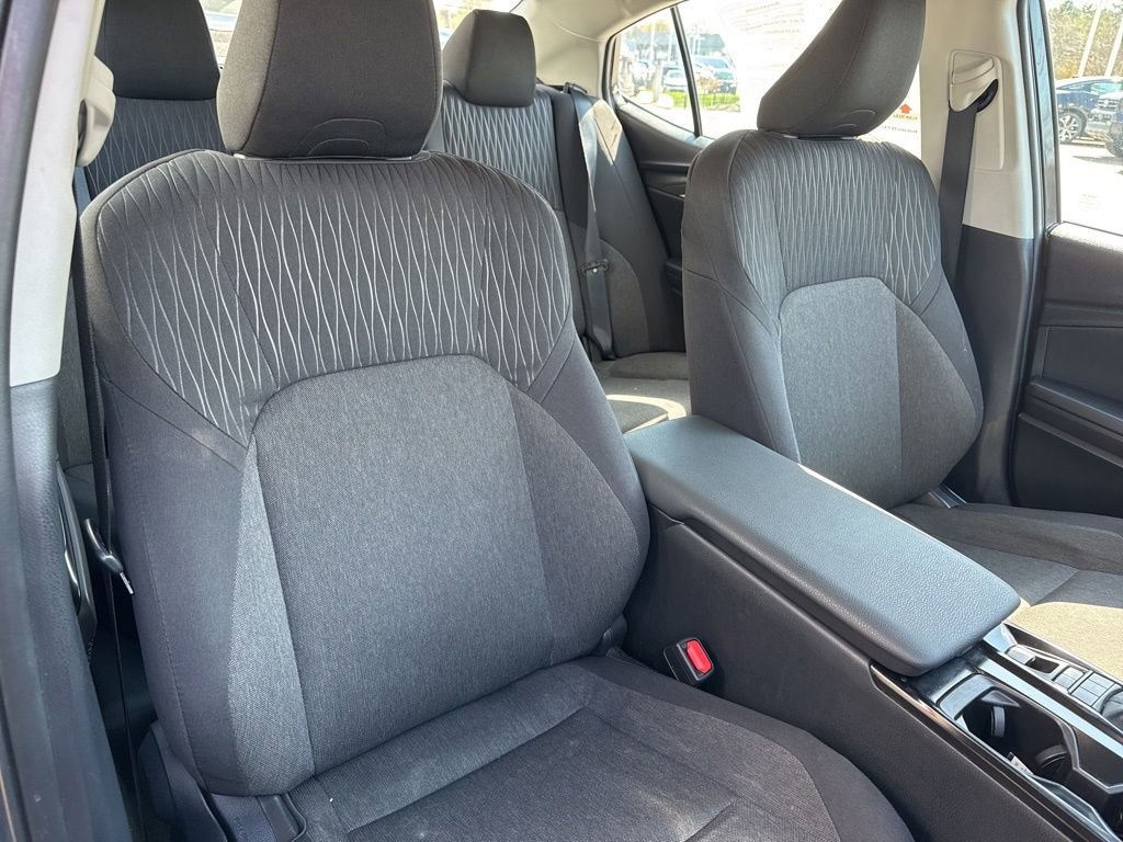 Used 2025 Toyota Camry LE FWD image 23