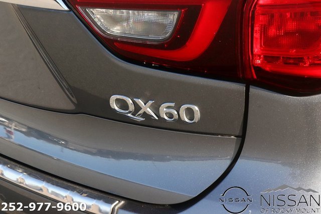 Used 2019 INFINITI QX60 Luxe w/ Essential Package image 8