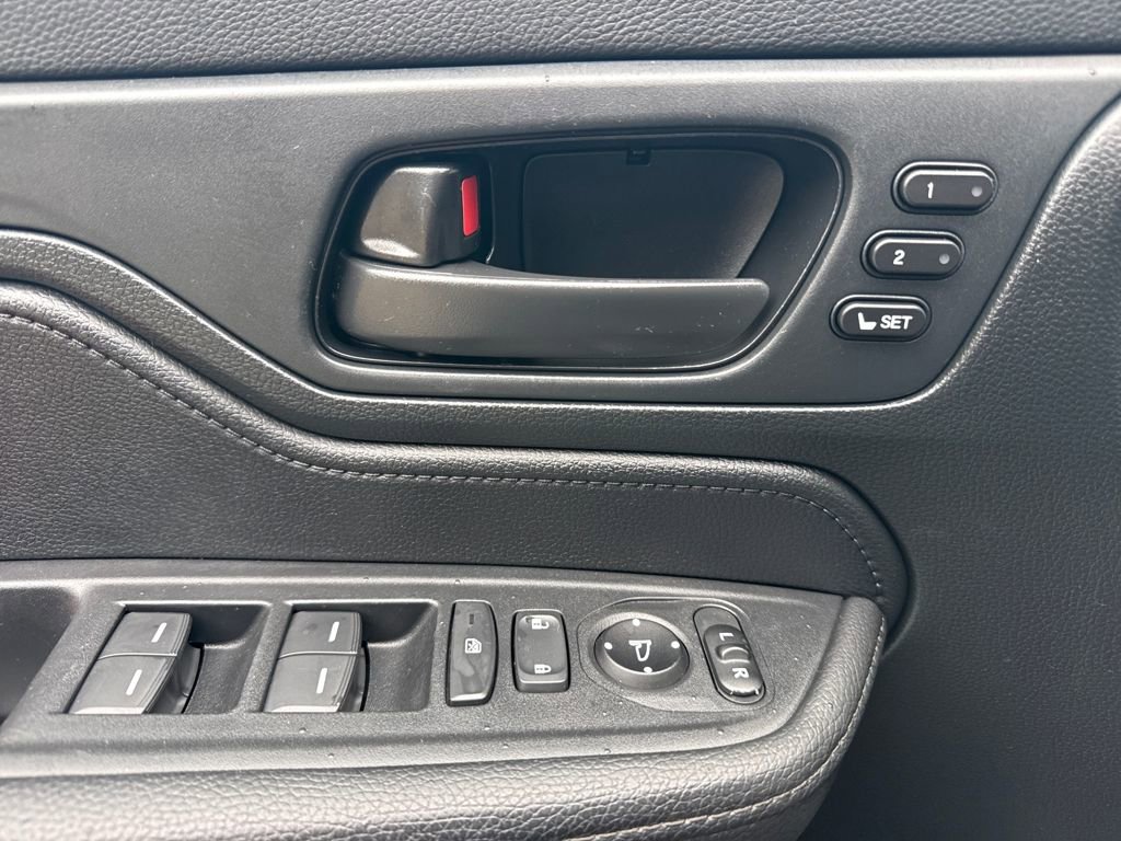 Used 2024 Honda Odyssey EX-L image 15