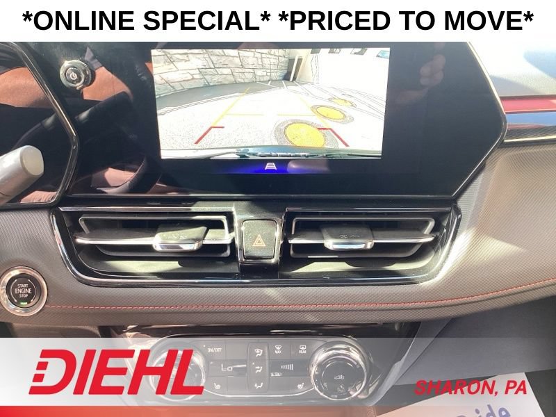 Used 2024 Chevrolet TrailBlazer RS w/ Convenience Package AWD/4WD image 32
