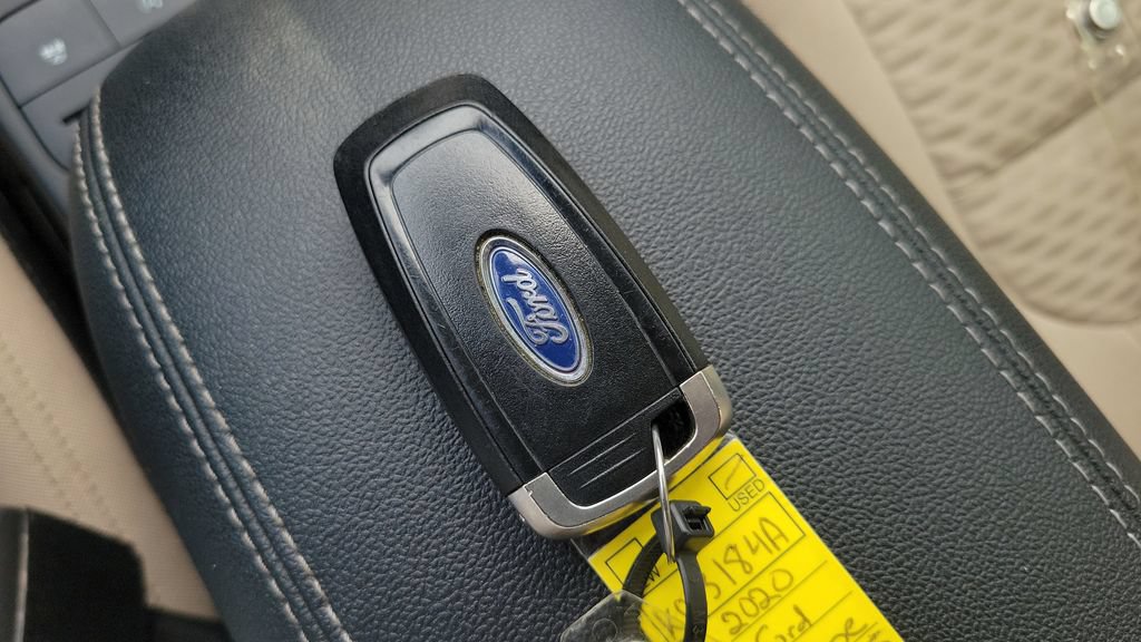 Used 2020 Ford Escape SE FWD image 27