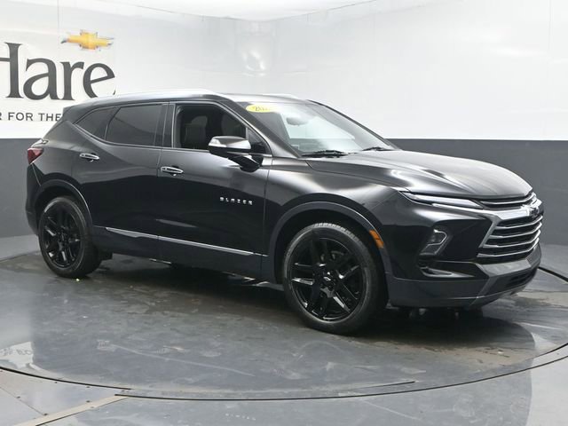 Used 2023 Chevrolet Blazer Premier w/ Driver Confidence II Package FWD image 6