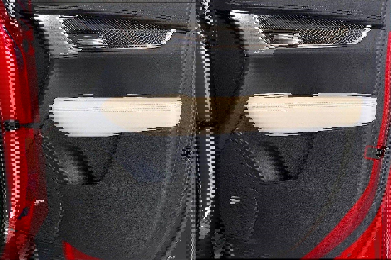 Used 2023 Cadillac XT6 Sport w/ Technology Package image 26