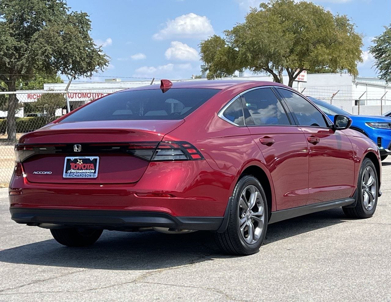 Used 2023 Honda Accord EX image 4