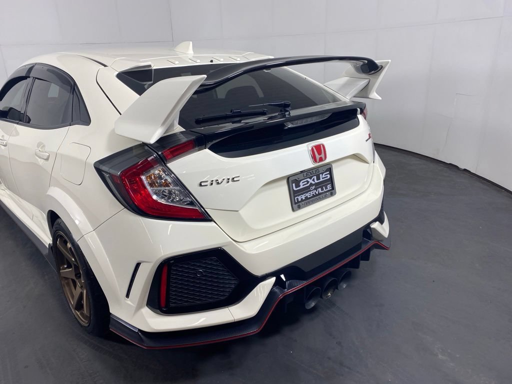 Used 2017 Honda Civic Type R image 9