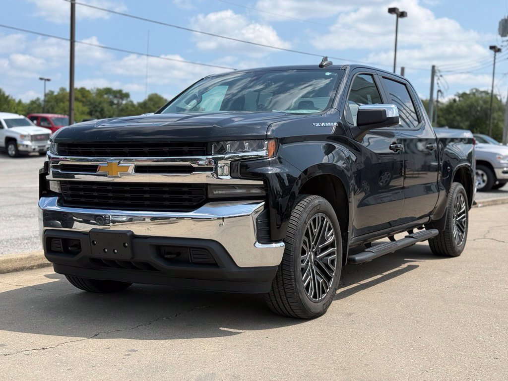 Used 2020 Chevrolet Silverado 1500 LT w/ LT Value Package AWD/4WD image 25