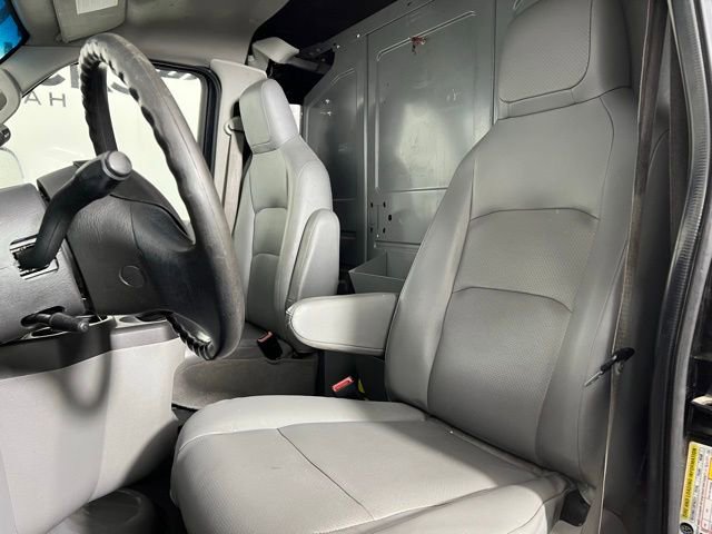 Used 2013 Ford E-150 and Econoline 150 w/ PWR Group RWD image 7