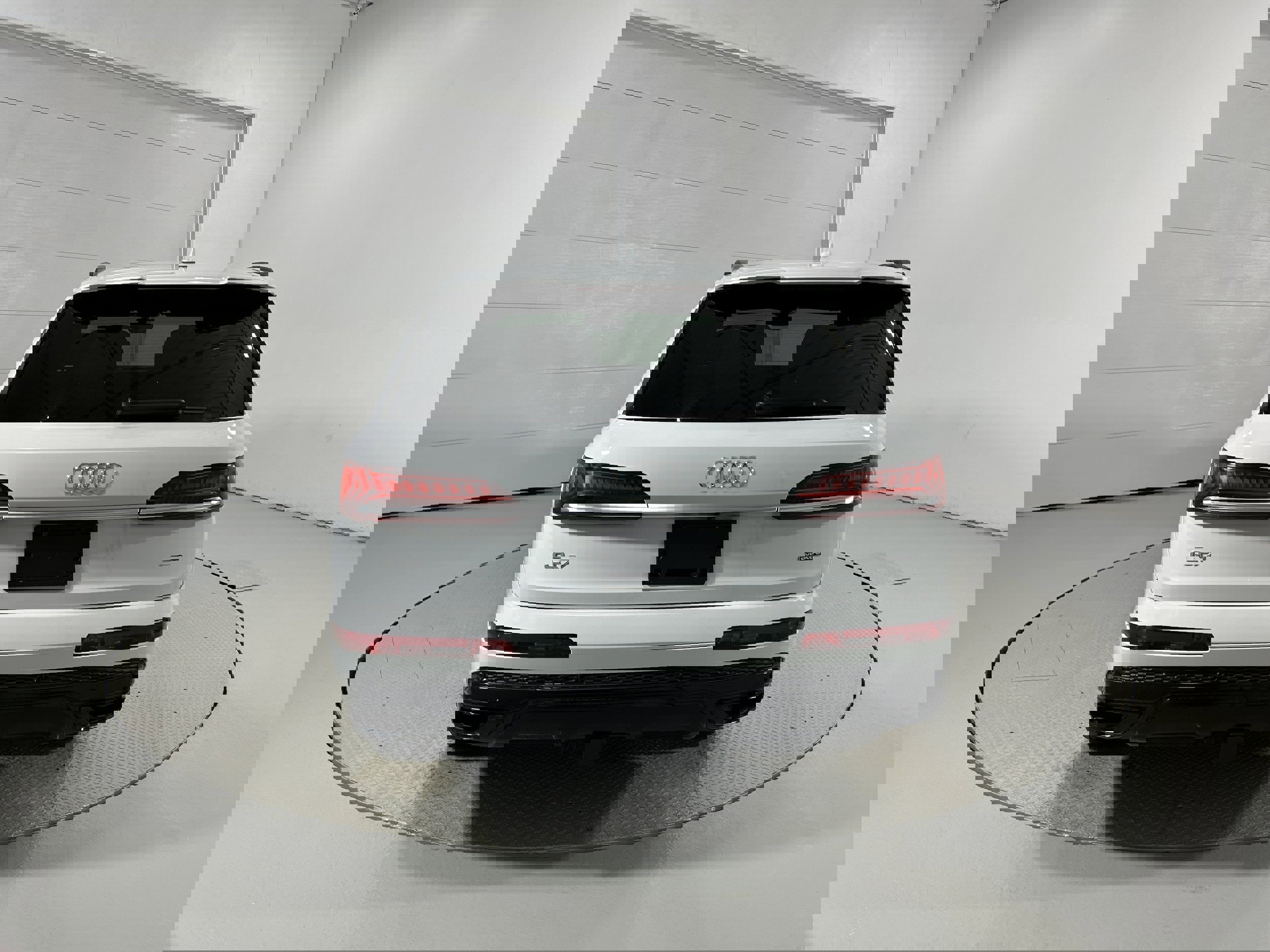 Used 2021 Audi Q7 image 34