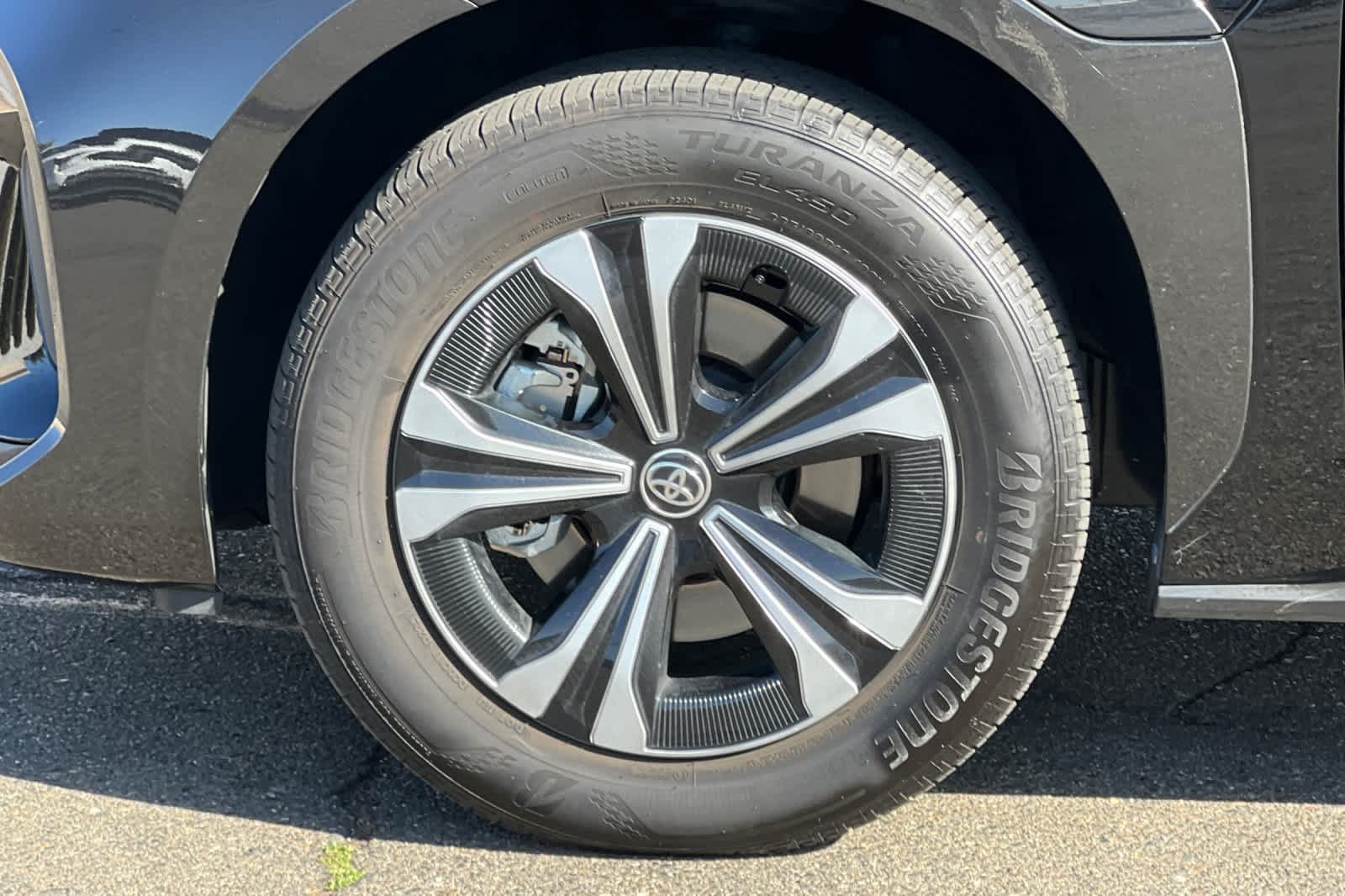 Certified 2025 Toyota bZ4X FWD w/ Weather Package image 31