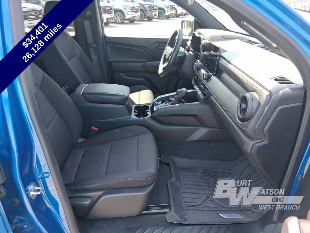 Used 2023 Chevrolet Colorado Trail Boss w/ LPO, Dark Essentials Package AWD/4WD image 11
