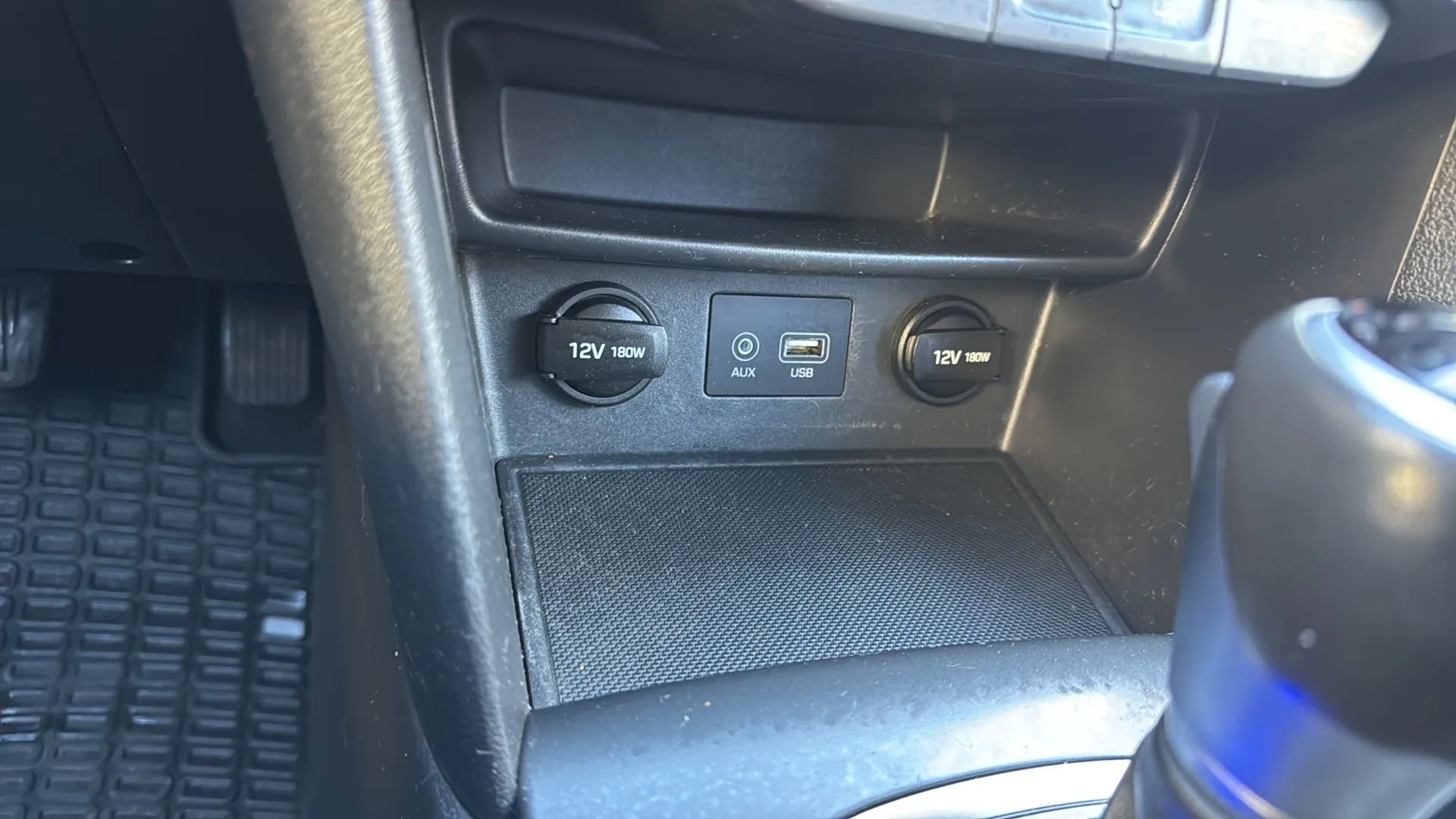 Used 2018 Hyundai Kona SEL image 19