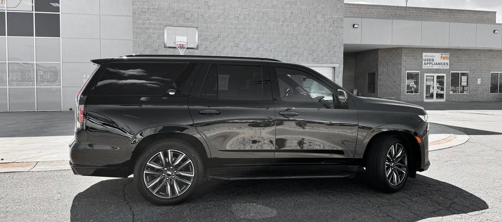 Used 2021 Cadillac Escalade Sport Platinum w/ Heavy-Duty Trailer Package AWD/4WD image 5