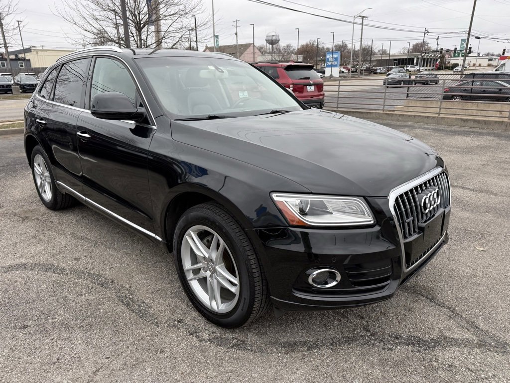 Used 2016 Audi Q5 2.0T Premium Plus w/ Technology Package image 3