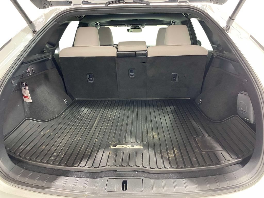 Used 2025 Lexus RX 350 Premium w/ Accessory Package AWD/4WD image 10