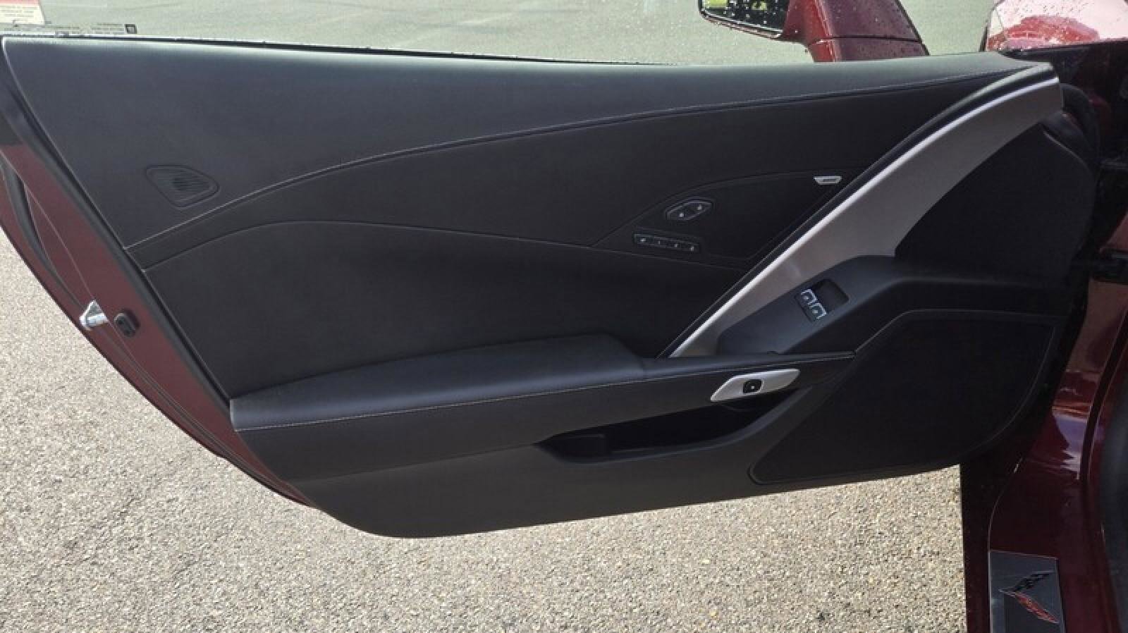 Used 2019 Chevrolet Corvette Stingray Convertible w/ 2LT Preferred Equipment Group image 20