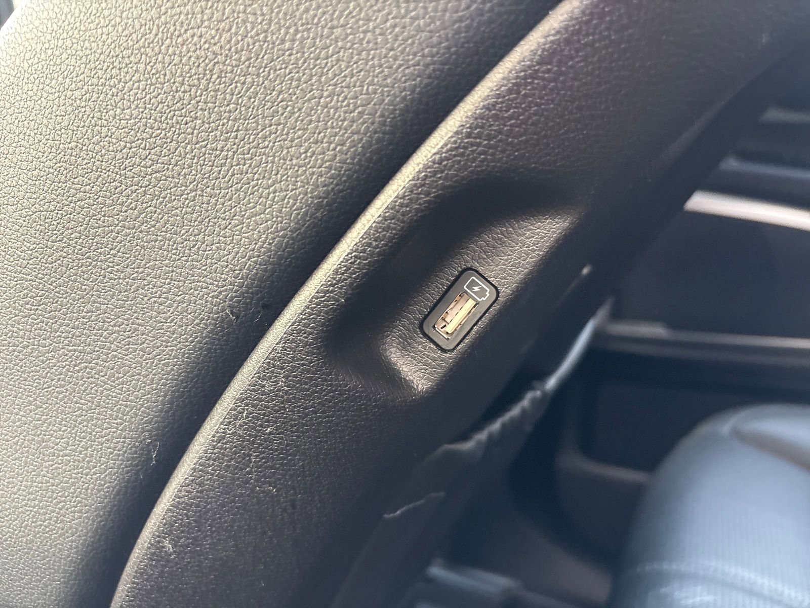 Used 2022 Kia Telluride EX w/ Towing Package image 35