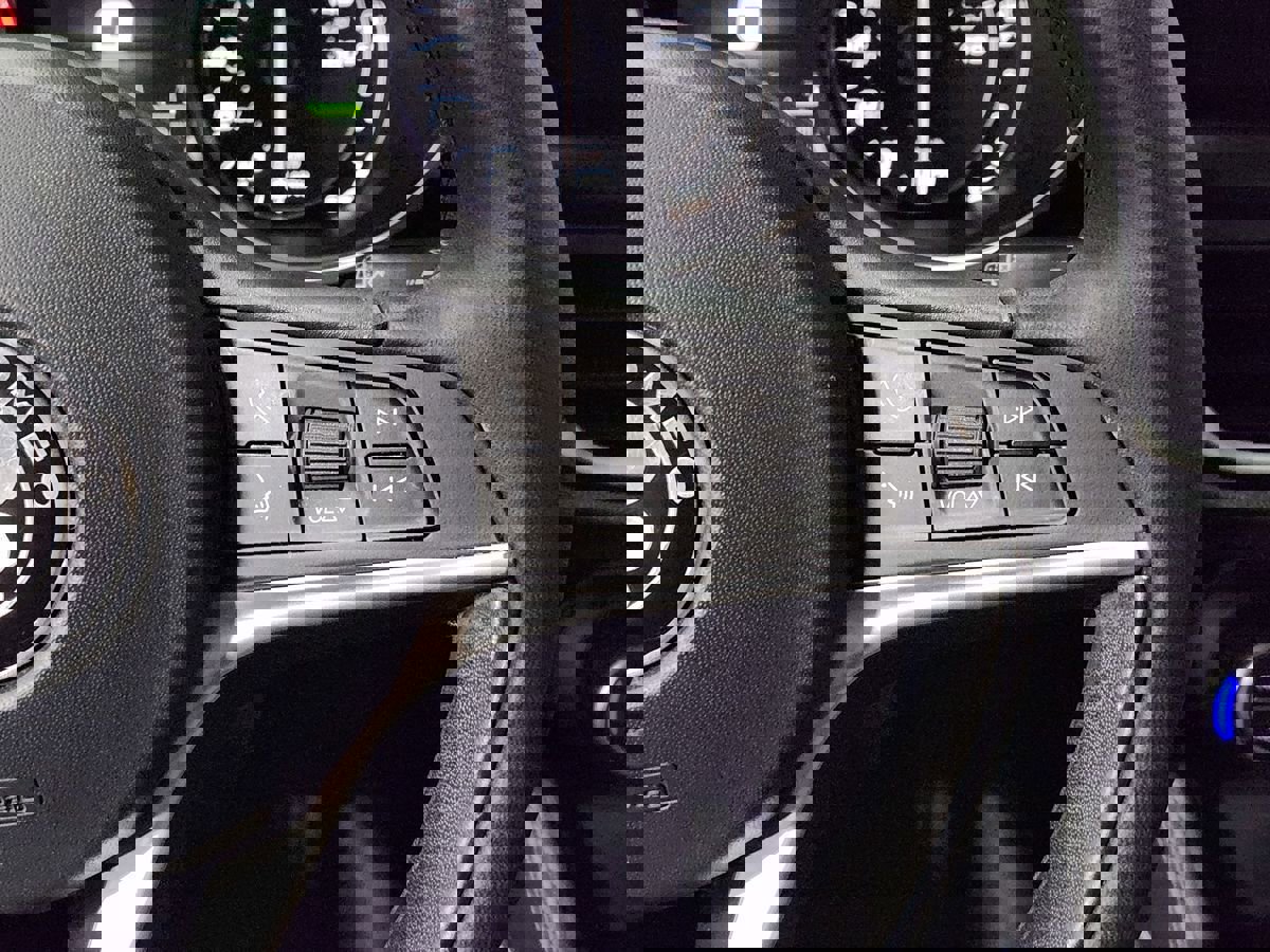 Used 2018 Alfa Romeo Stelvio AWD image 47