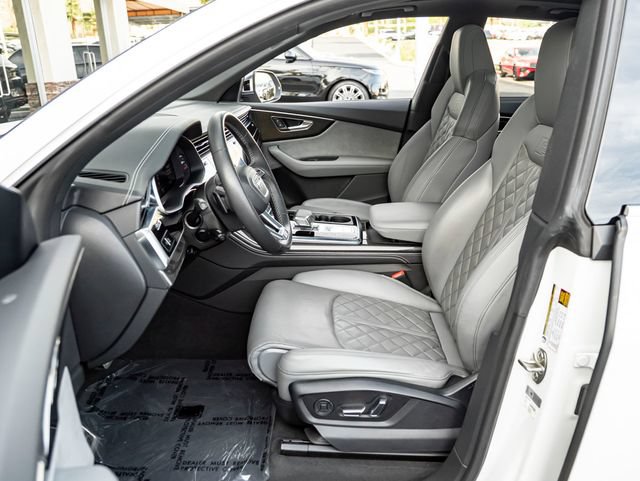 Used 2023 Audi SQ8 Premium Plus AWD/4WD image 15