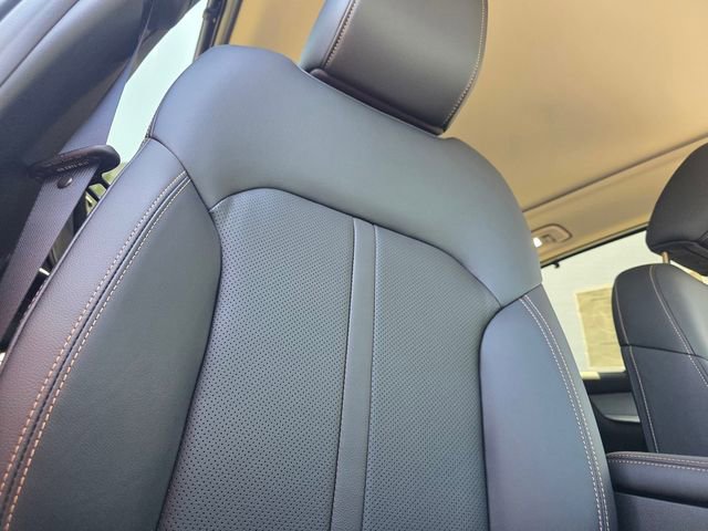 New 2026 MAZDA CX-90 Plug-In Hybrid w/Premium Sport AWD/4WD image 17
