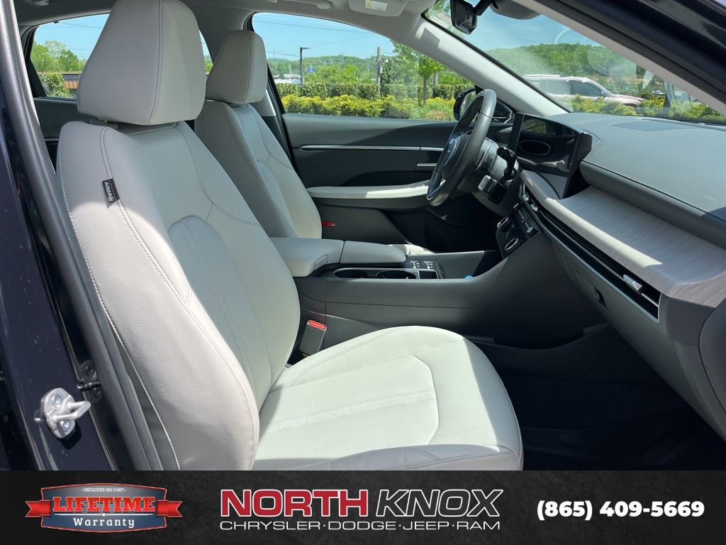 Used 2024 Hyundai Sonata Limited FWD image 27