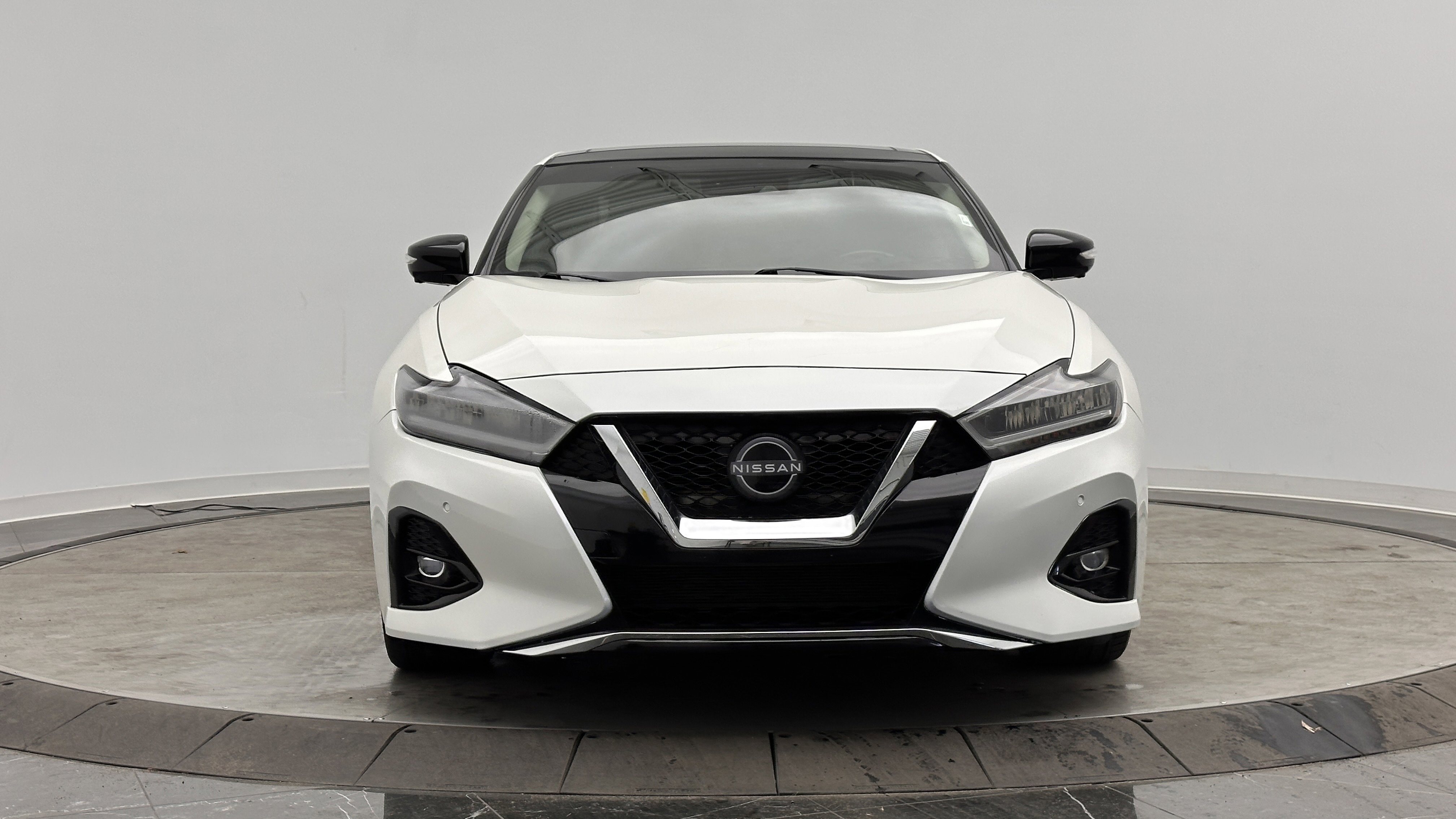 Used 2023 Nissan Maxima Platinum w/ Sport Mat Group image 2