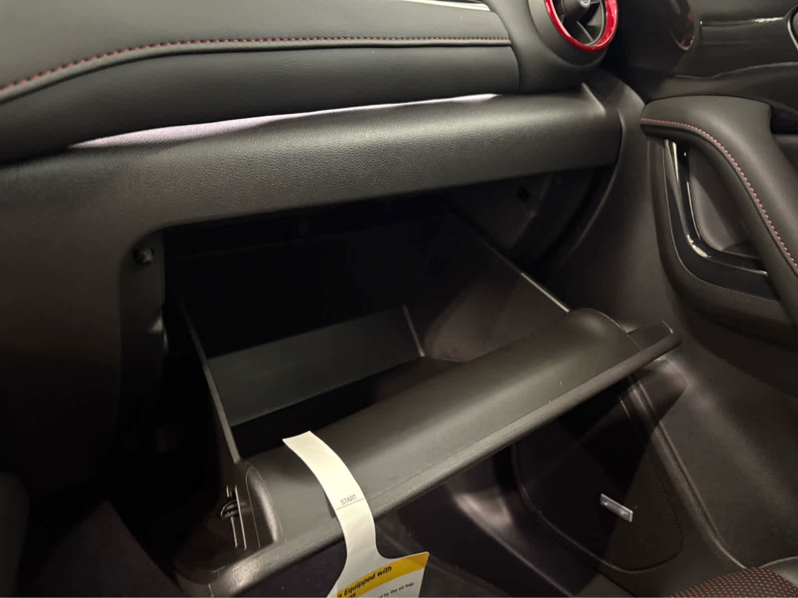 Certified 2025 Chevrolet Blazer RS w/ Driver Confidence II Package image 28