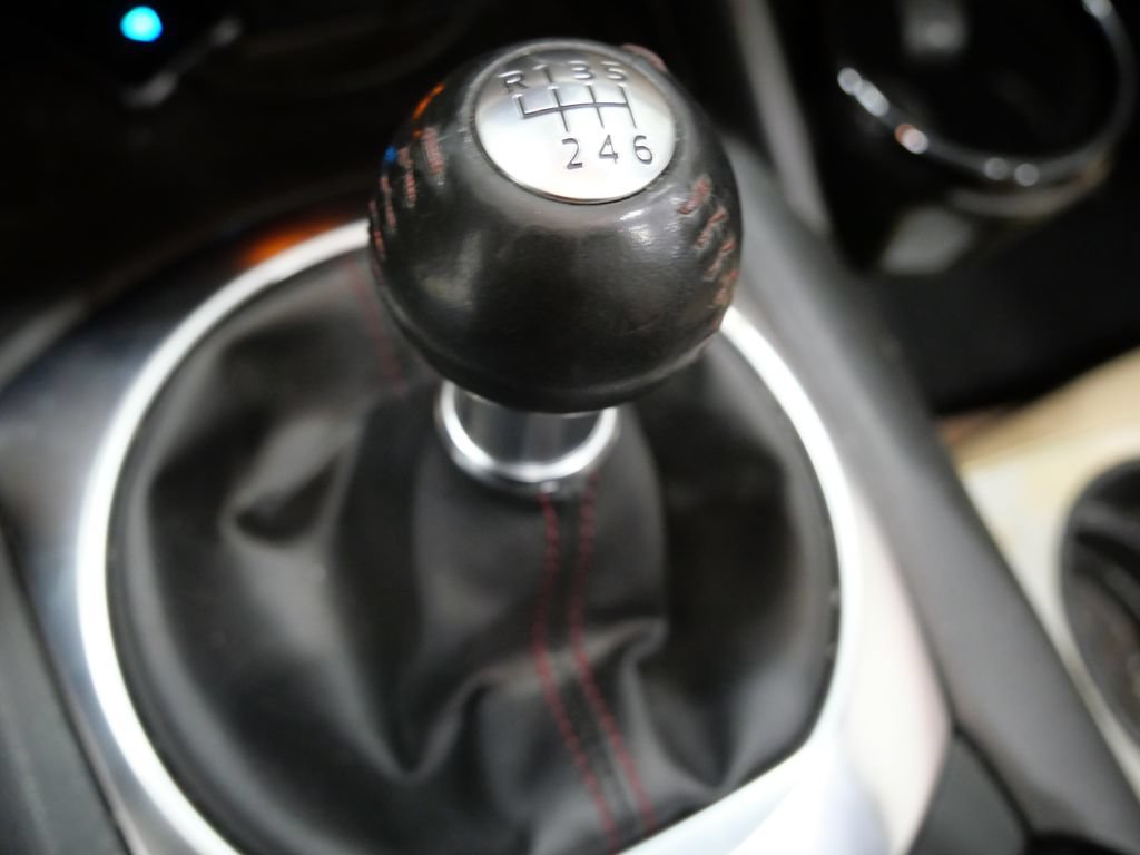 Used 2019 MAZDA MX-5 Miata Grand Touring w/ GT-S Package RWD image 23
