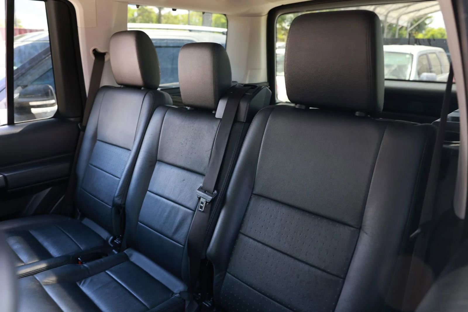 Used 2005 Land Rover LR3 SE AWD/4WD image 11