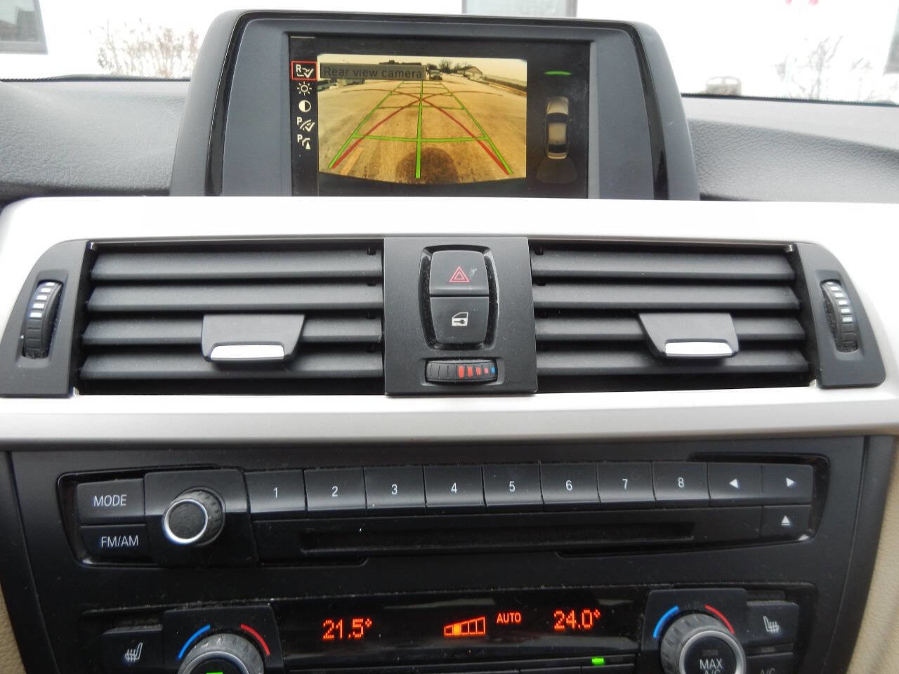 Used 2014 BMW 320i Sedan RWD image 39