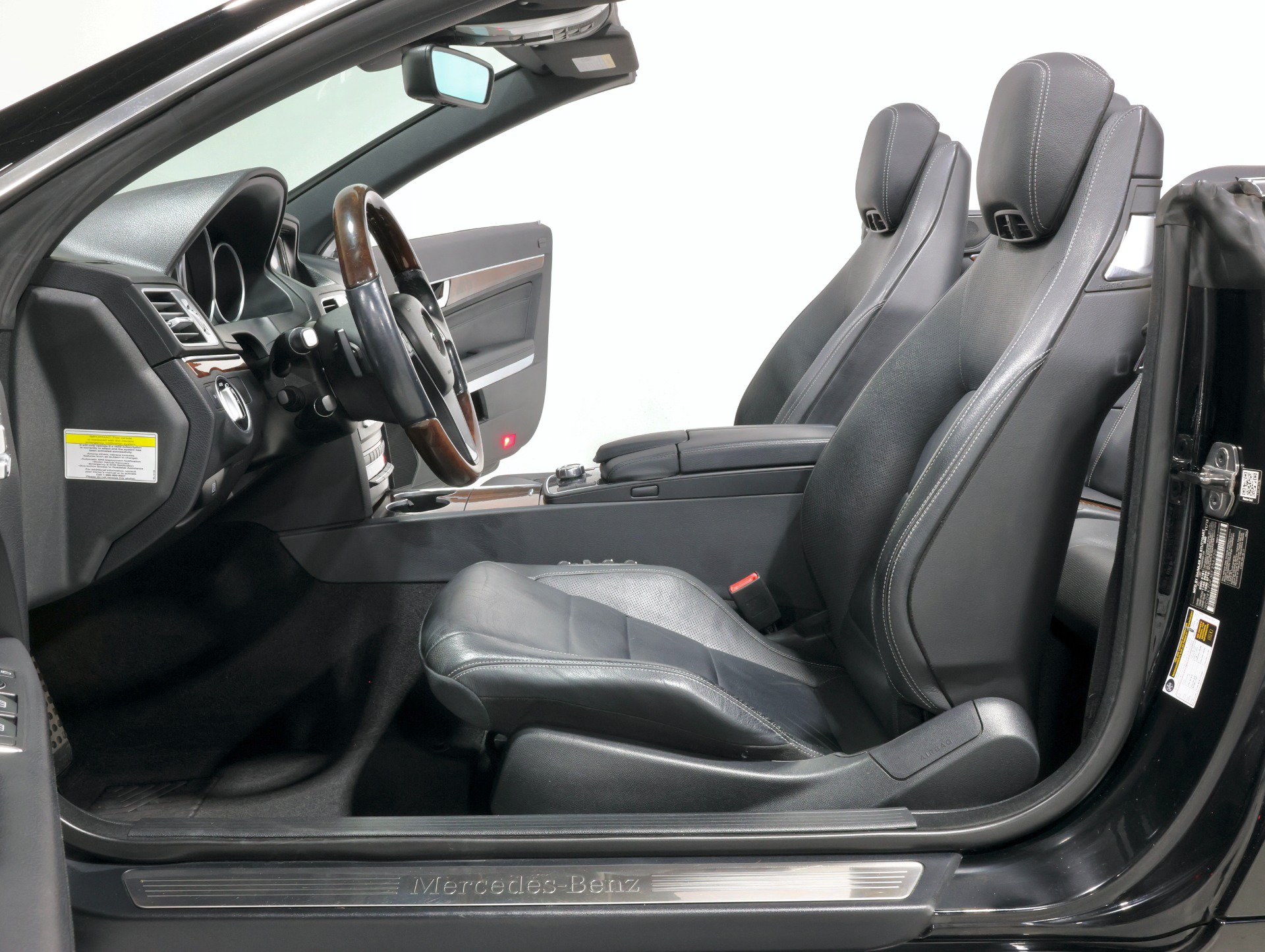 Used 2014 Mercedes-Benz E 550 Cabriolet image 30