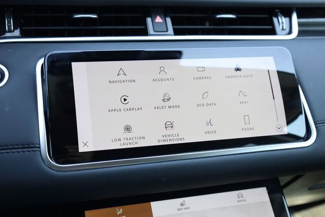 Used 2023 Land Rover Range Rover Evoque SE image 17