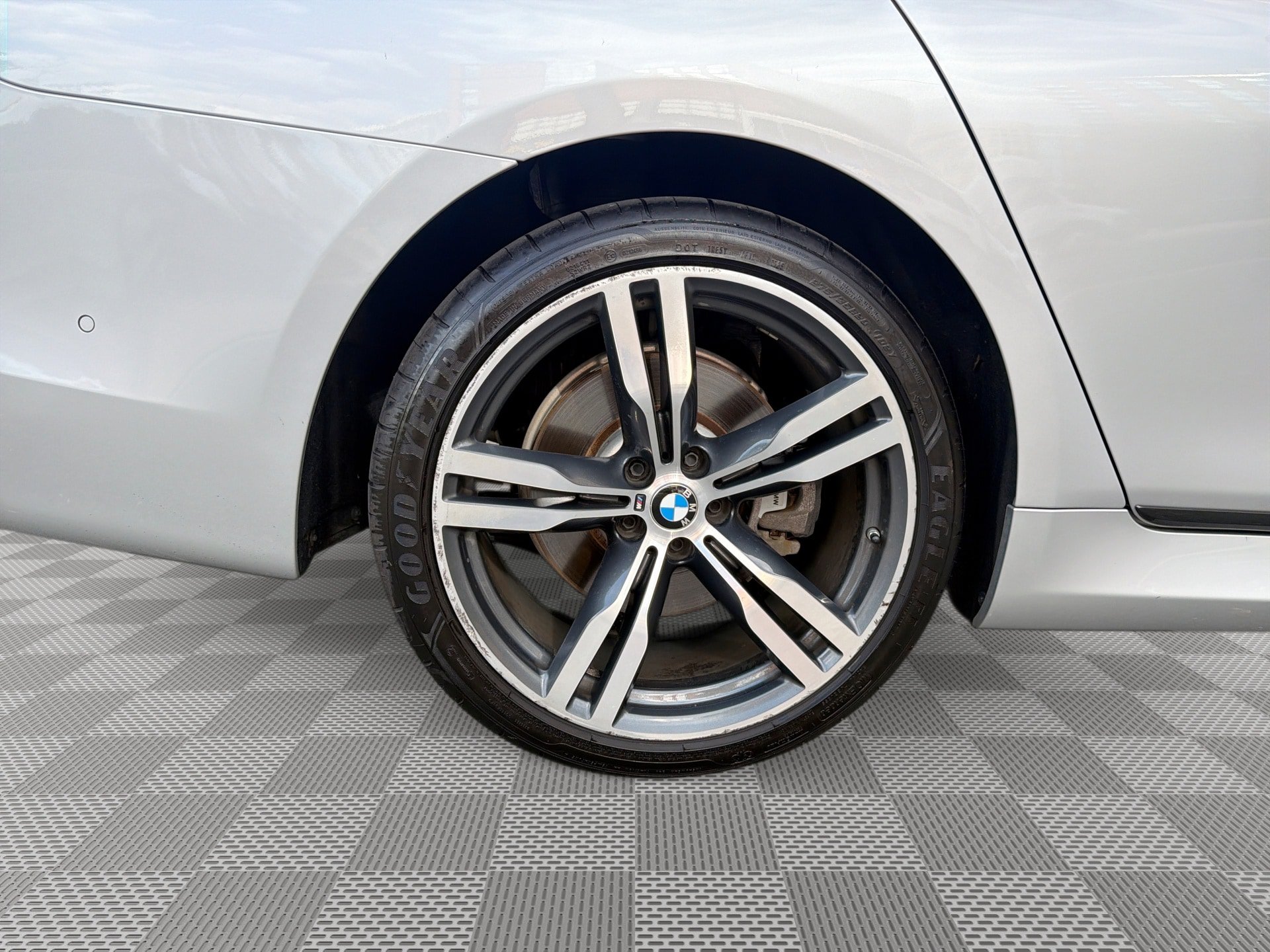 Used 2019 BMW 750i RWD image 30