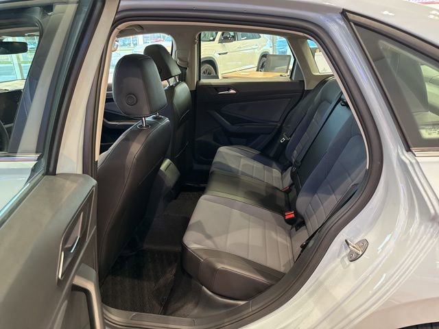 New 2026 Volkswagen Jetta SE image 13
