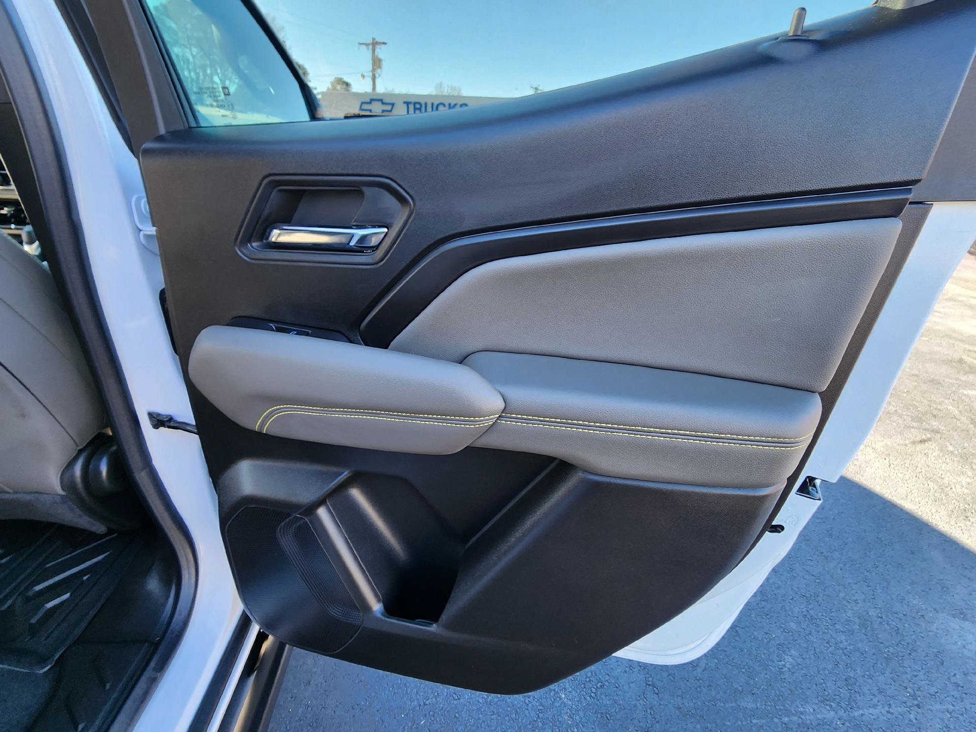 Used 2024 Chevrolet Colorado ZR2 w/ ZR2 Bison Edition AWD/4WD image 12
