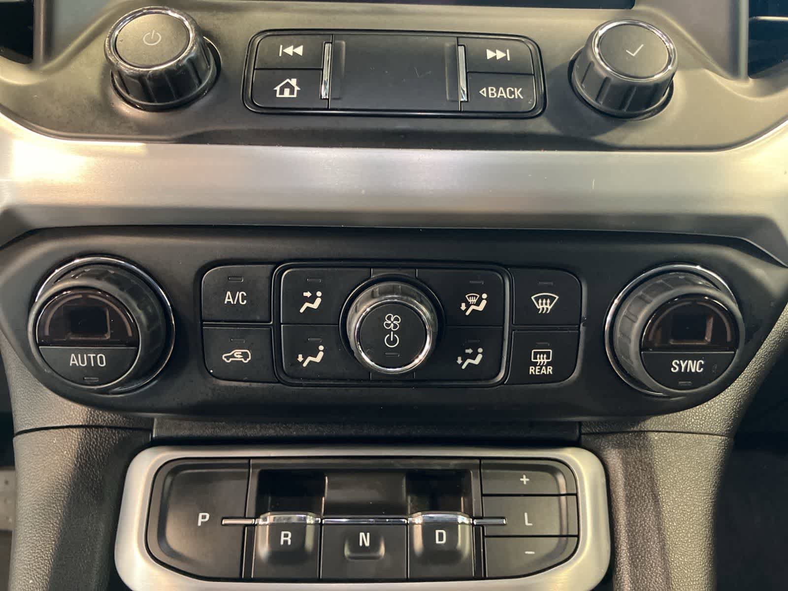 Used 2020 GMC Acadia SLE w/ Driver Convenience Package FWD image 18