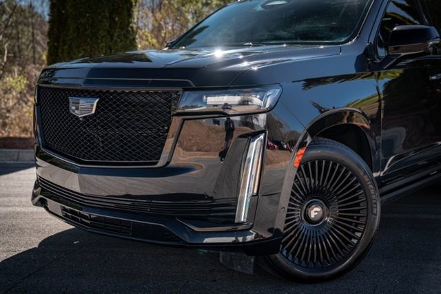 Used 2021 Cadillac Escalade Sport w/ Driver Assist Tech Package image 2