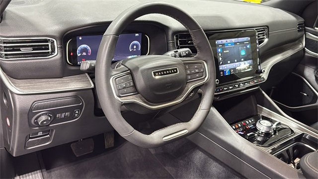 Used 2024 Jeep Wagoneer Series III image 9